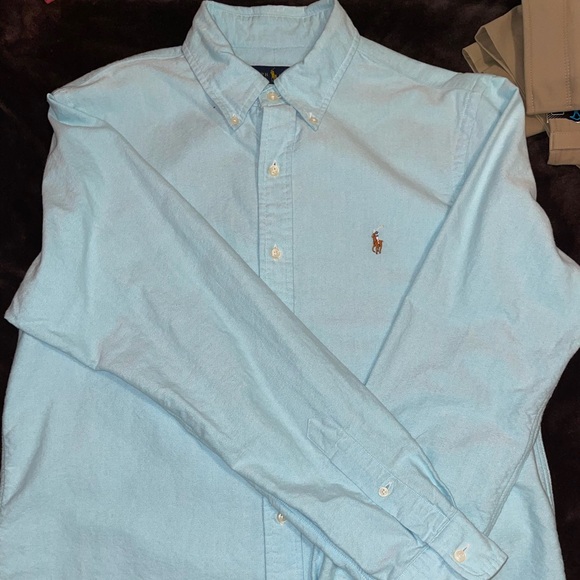 Polo button down shirt! - Picture 2 of 3